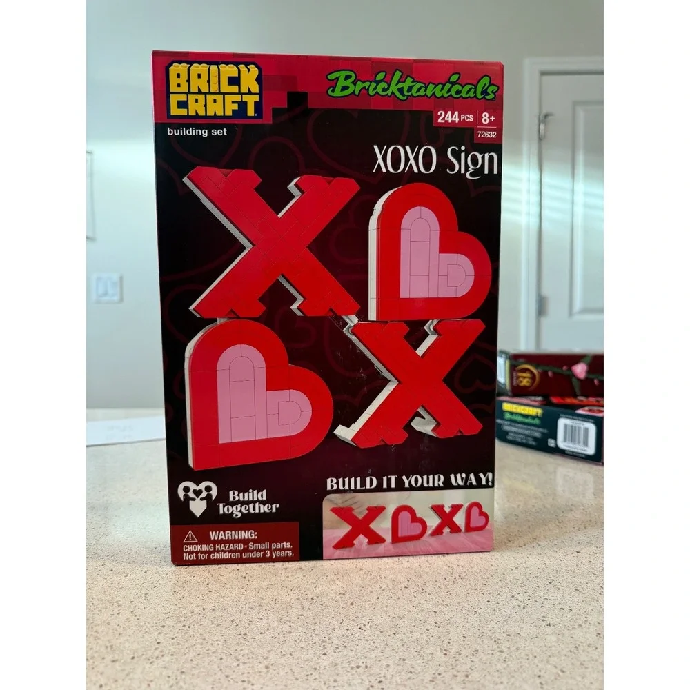 VALENTINES/BRICKCRAFT BRICKTANICALS XOXO SIGN/BUILDING SET 2025/244 PCS/NEW